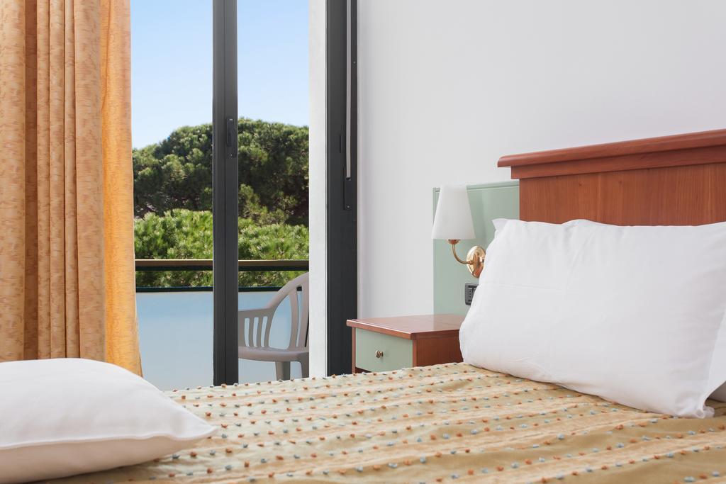 Hotel Zeus Cesenatico Quarto foto